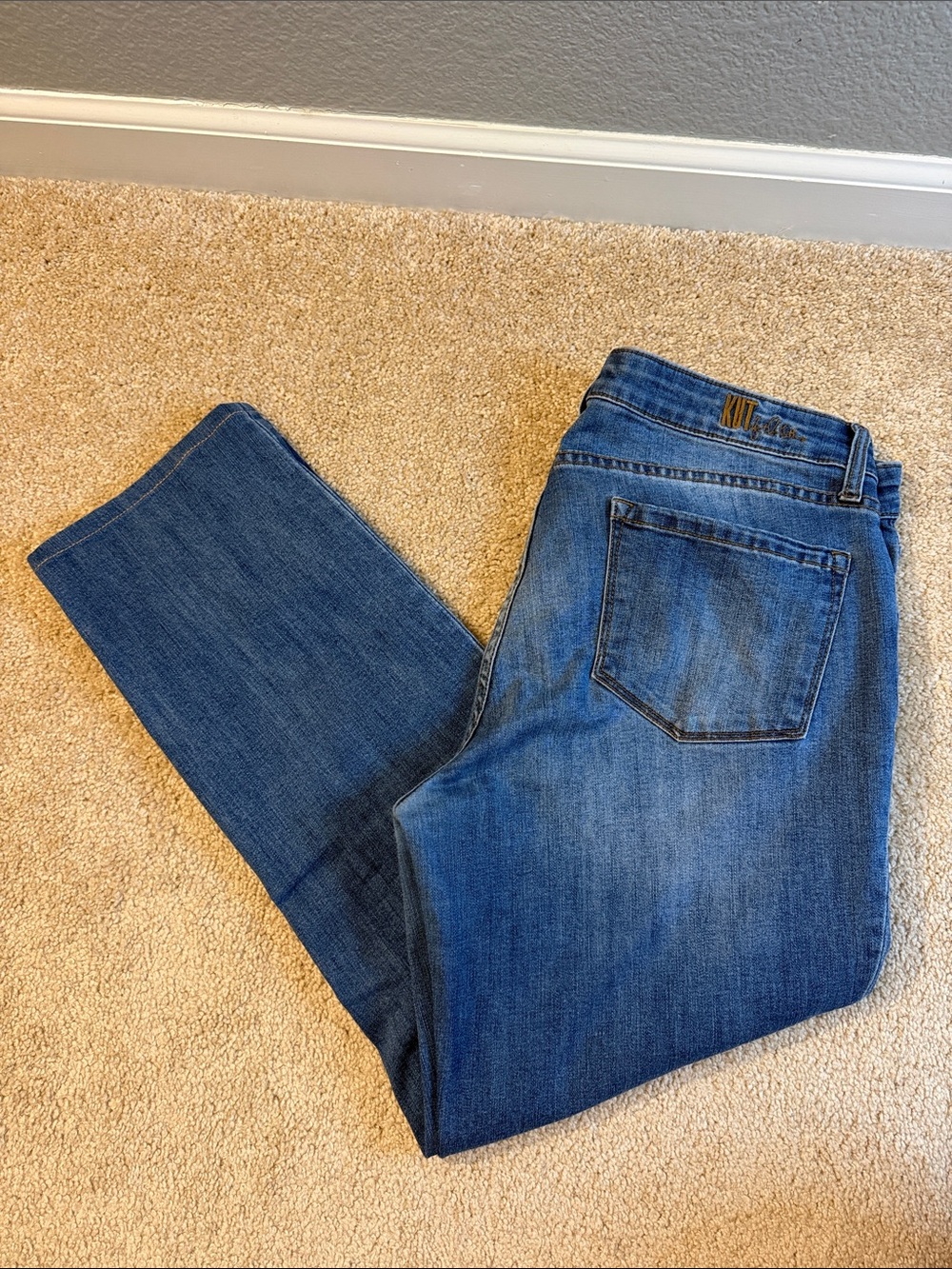 Kut from the Kloth Carrie Boyfriend Cropped Jeans Size 12